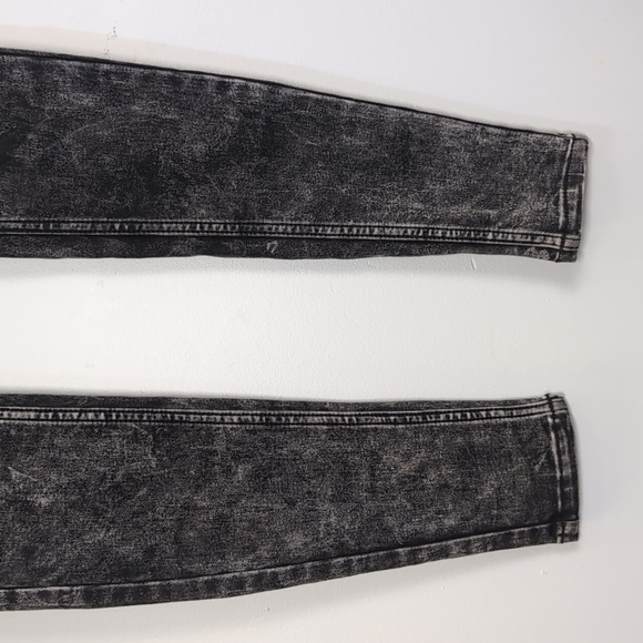 3/$20 Noisy May Lucy Mid Rise Power Shape Slim Acid Jeans Skinny Black Grunge - Picture 5 of 12